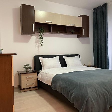 Apartamento Apartament Centru Palas Mall Iasi Exterior foto